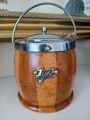 Vintage wooden round tea caddy - wooden,