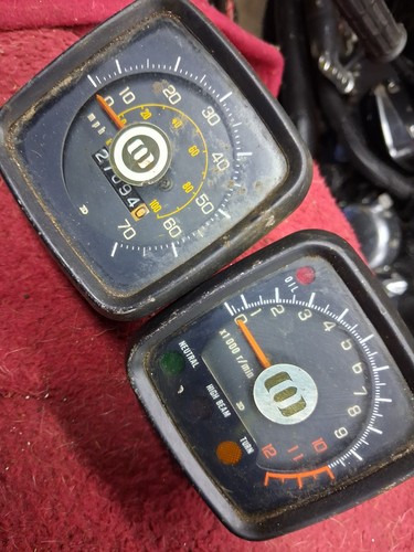 Suzuki zr50s clocks - suzuki,