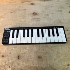 AKAI Professional LPK25 portable USB MIDI keyboard controller 25 key