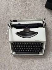 Vintage ADLER Contessa Deluxe