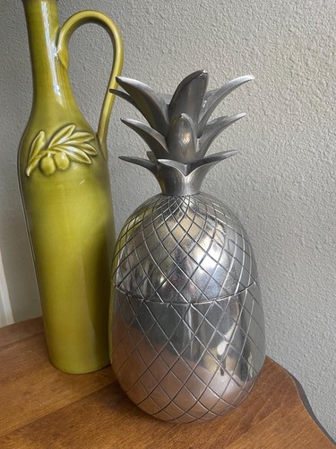 Vintage silver tone pineapple - silver,