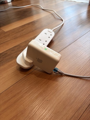 Apple airport express 1st - apple,