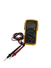 FLUKE 111 TRUE RMS MULTIMETE