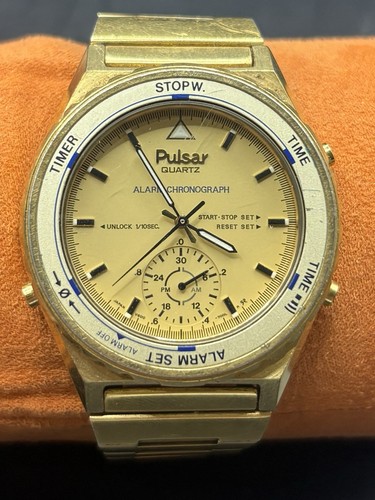 Vintage 1995 watch pulsar - vintage,