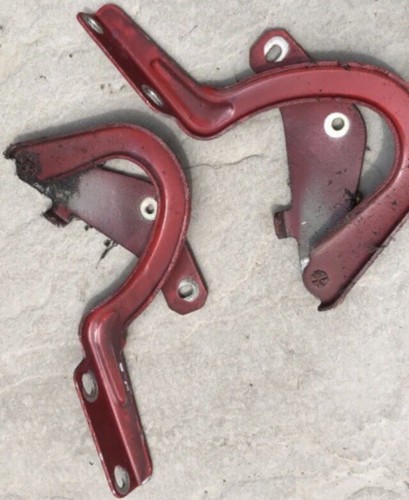 Ford escort bonnet hinges - escort,