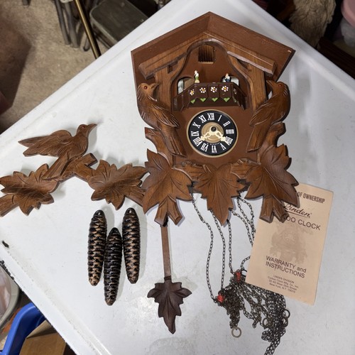 Cuckoo clock linden wood - wood, bird