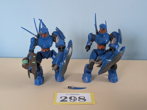 Halo hunters figures used - figures,