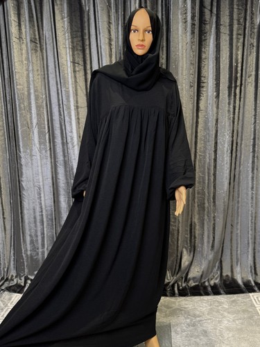 Breast feeding friendly - breast, abaya