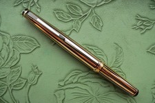 Platinum pocket fountain pen