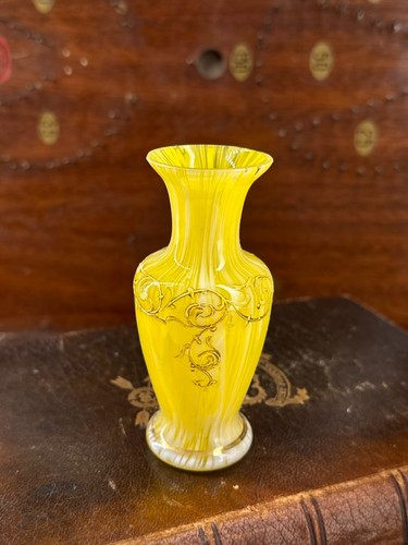 Vintage yellow swirl - vintage, art