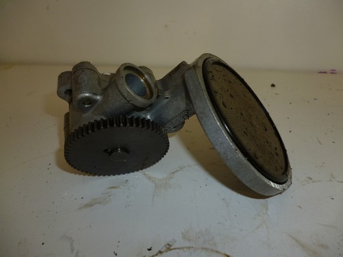 Kawasaki gpz600 oil pump - kawasaki,