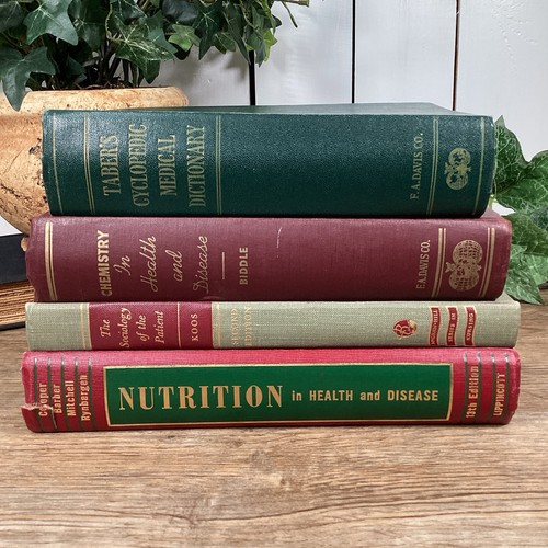 Lot 1950s vtg medical books - lot,