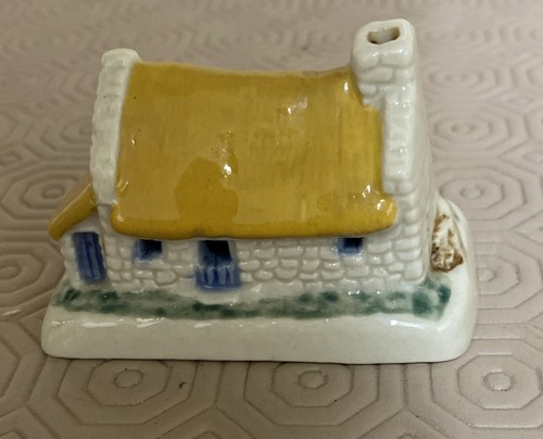 Shamrock pottery thatch - shamrock,