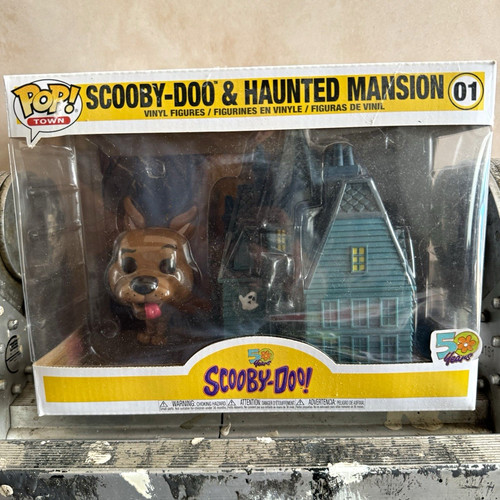 Funko pop town scooby doo - pop!, scooby-doo