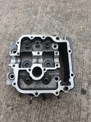 Yamaha raptor 660r engine head - yamaha,