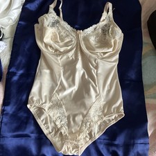 NWOT Charnos Teddy Body 34FF