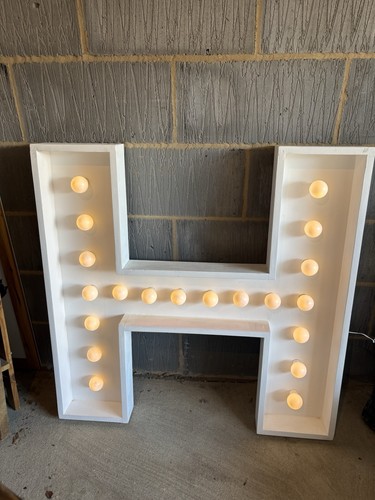 Large light letters - up,