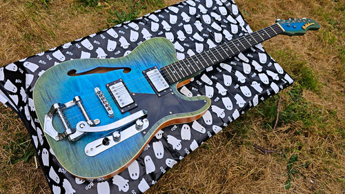 Picklehorn blue semi hollow - picklehorn, semi-hollow