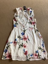 SEXY BOO HOO OFF WHITE BLUE