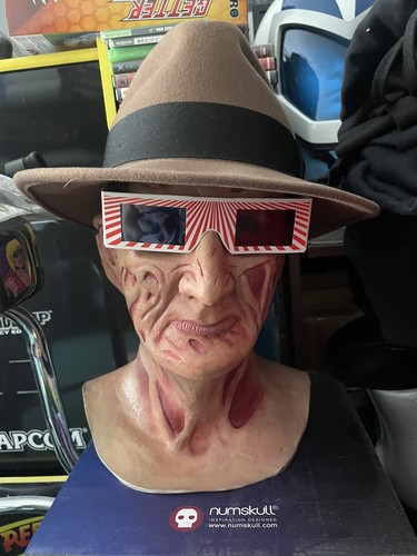 Freddy krueger dead - freddy, freddy’s