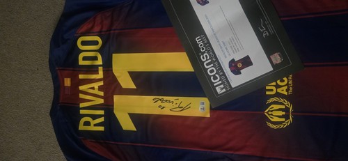 Barcelona signed shirt - barcelona,