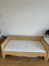 Oeuf NYC Perch Toddler Bed