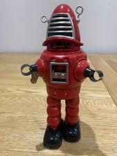 Vintage Robot Metal Wind Up