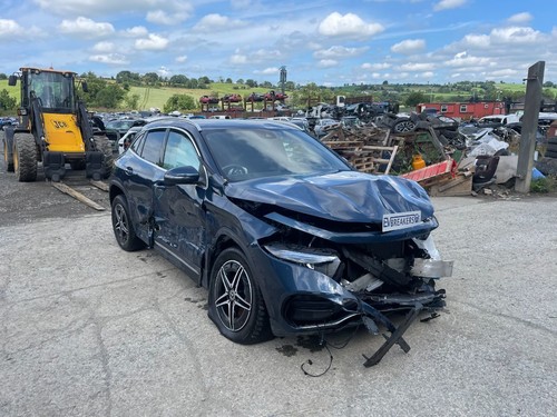 Mercedes eqa breaking - eqa,