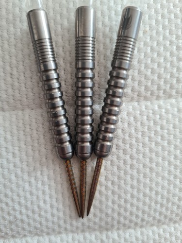 Adrian lewis gen darts - adrian,