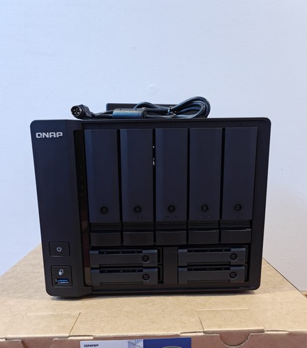 Qnap h973ax bay desktop - ts-h973ax,