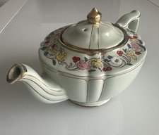 Sadler teapot made in England Green and gold floral pattern