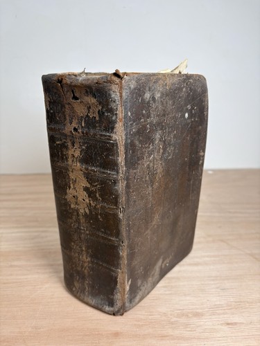 Antique 17th century bible - 17th,