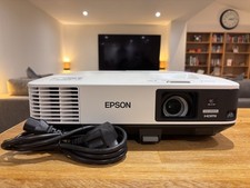 Epson EB-2265U 5,500 Lumens