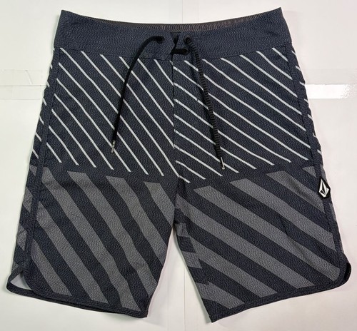 Volcom boys mod quarta - 28/16,