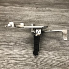 Triumph  Tiger 1050  P/NT2081260 Footrest Holder +PEG+BRAKE LEVER GENUINE