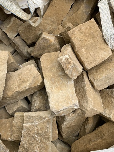 Cotswold cream walling - cotswold,