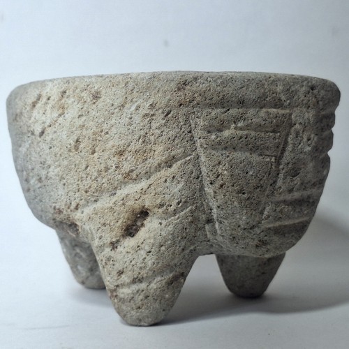 Vtg molcajete carved basalt - vtg,