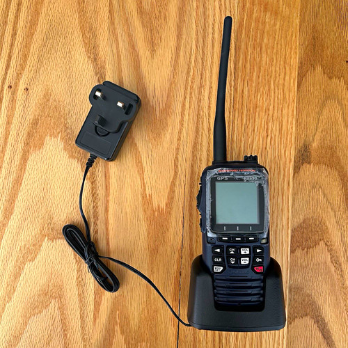 Standard horizon hx890e gps - standard,