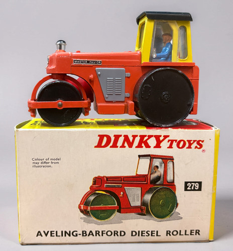 Lovely vintage dinky toys - vintage,