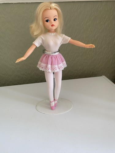 Sindy doll ballerina - sindy,
