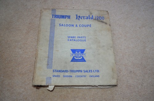 Triumph herald 1200 saloon - triumph,