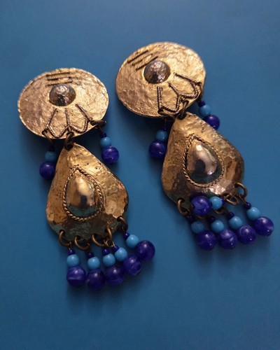 Gold tone turquoise bead - gold,
