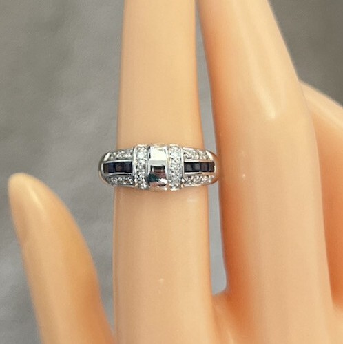 18ct white gold sapphire - gold, &