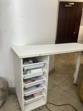 Folding Manicure Nail Table
