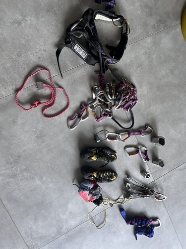 Rock climbing equipment - climbing,