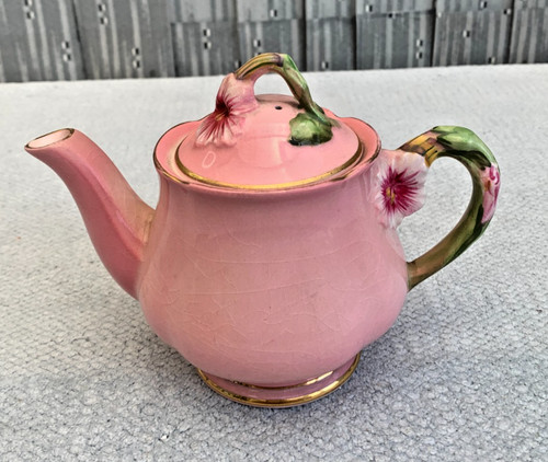 Small vintage royal - small, winton