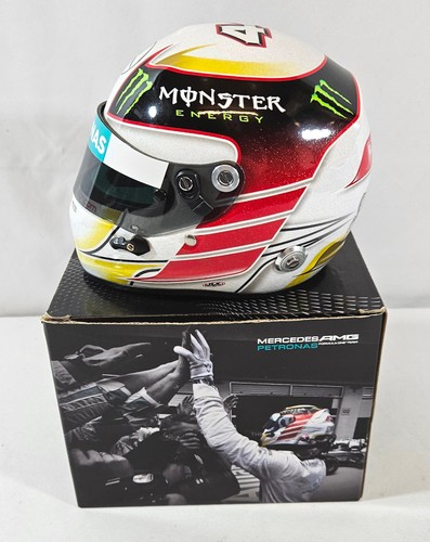 Lewis hamilton scale - hamilton, 1/2