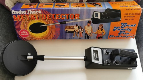 Vintage 1970s radio shack - vintage,