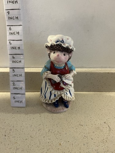Winifred hedgehog figurine - hedgehog,