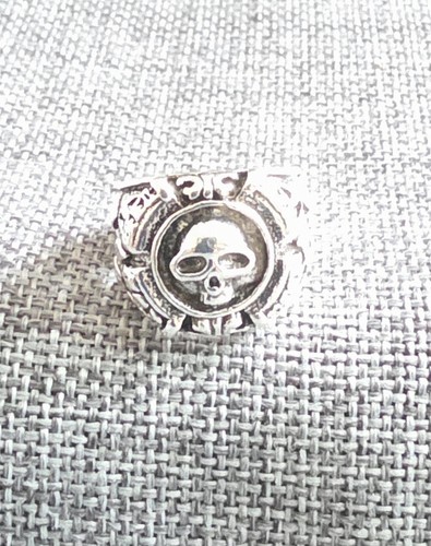 Silver oval skull ring - silver,